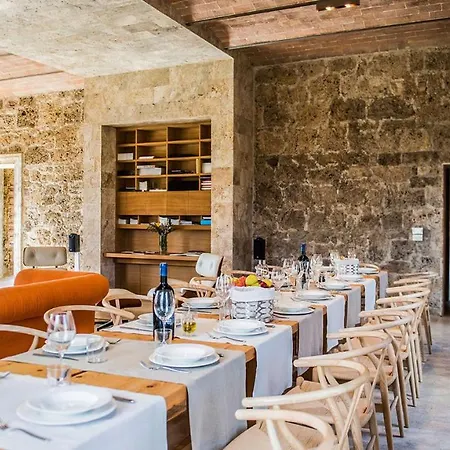 Vila Poggio Mori 20 *